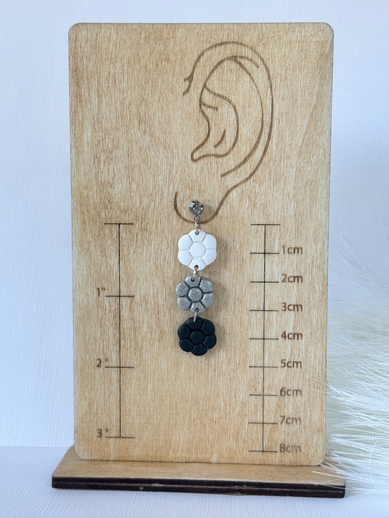W/G/B Flower Dangles - ClaybyMO