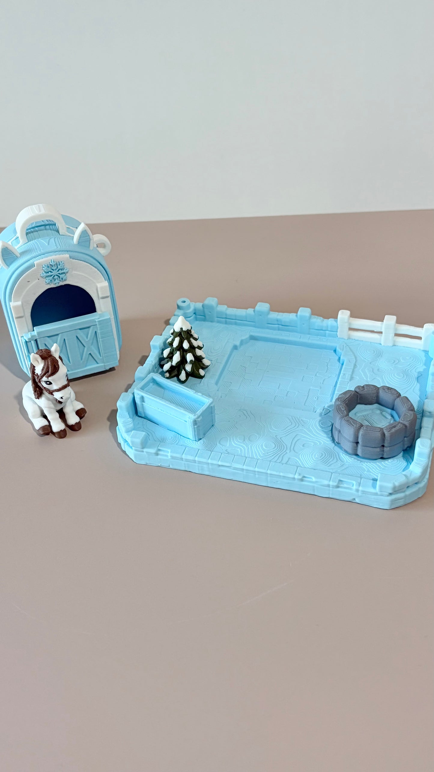 Mini Mates Farm Friends-Snowflake