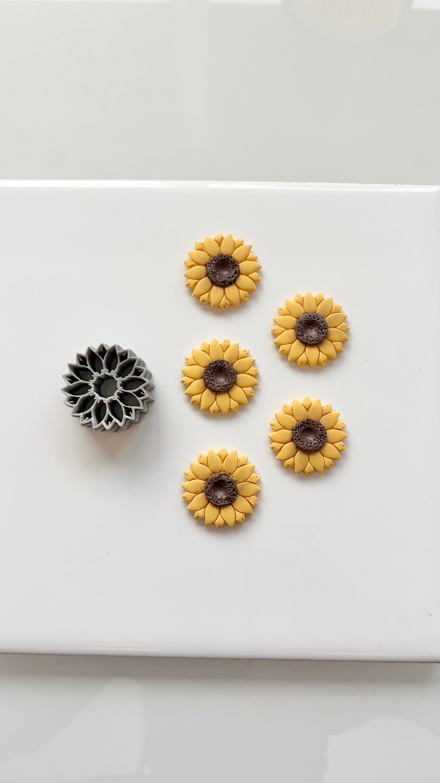 Sunflower Cutter